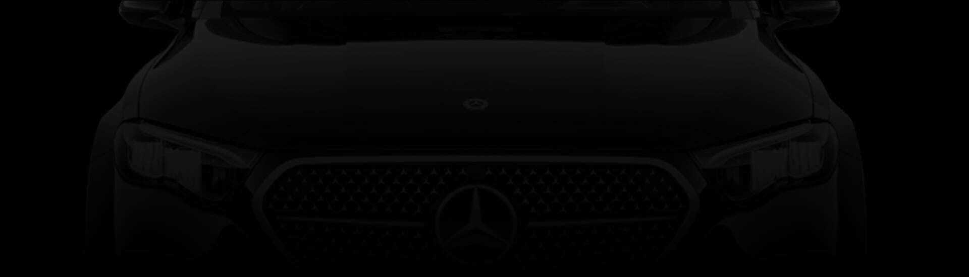 Foto frontale della Mercedes Classe E