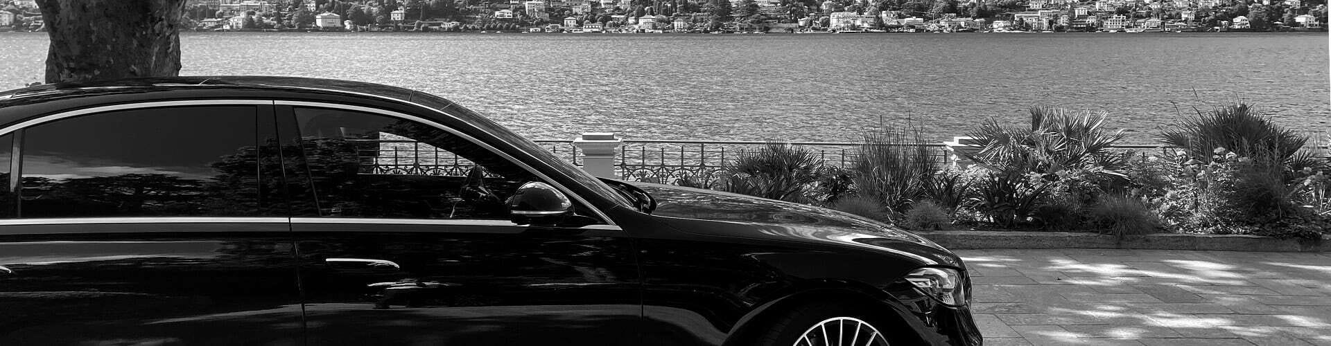 Foto di auto di lusso nera